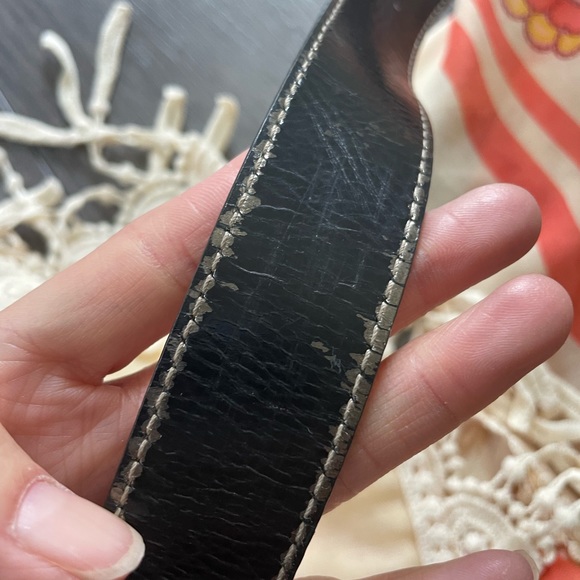 Authentic GUCCI Brown GG Monogram Shoulder Crossbody Bag - Picture 13 of 17